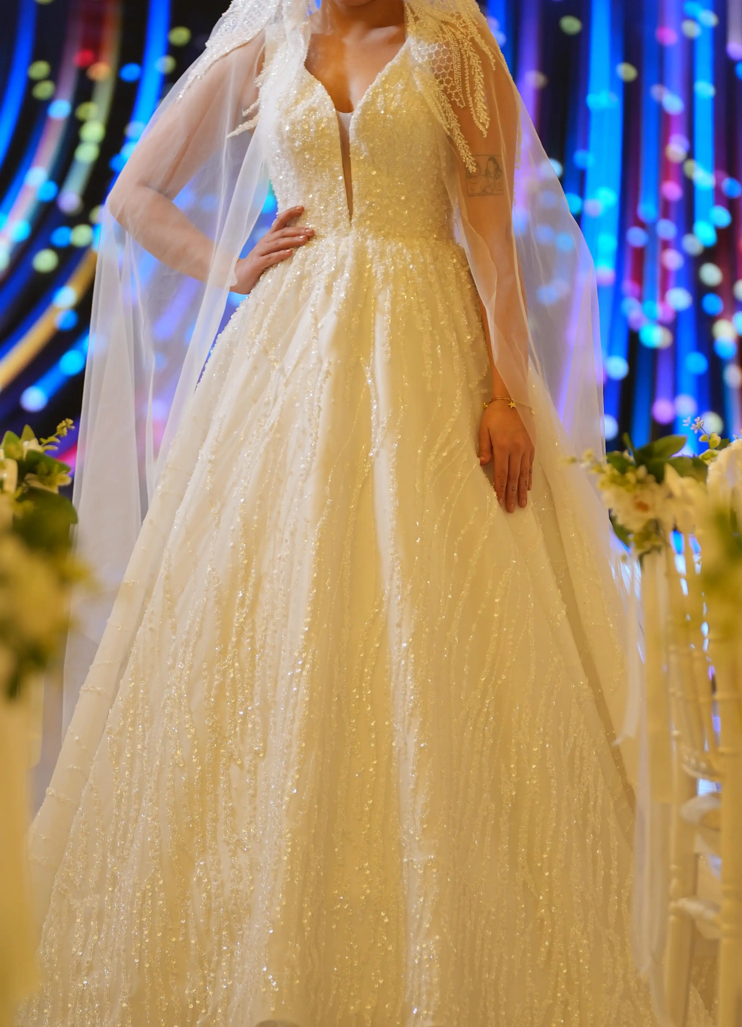 Celina - A Kesim Etek Görünüm