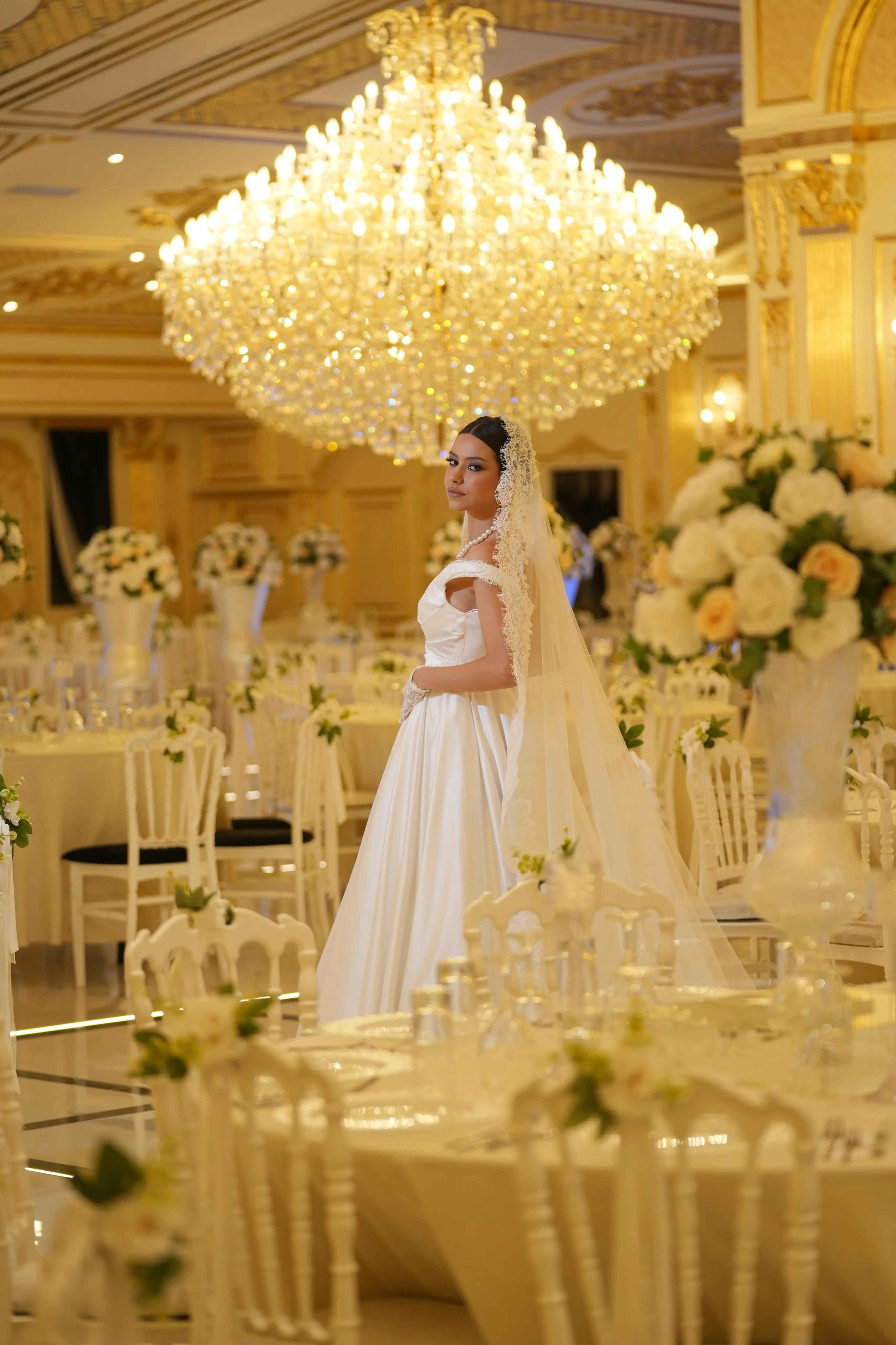 Eleni - Detay Görünüm