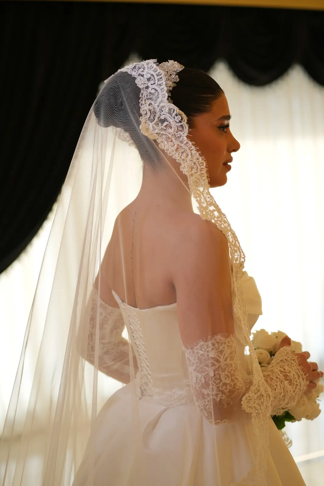 Sienna - Yan Görünüm