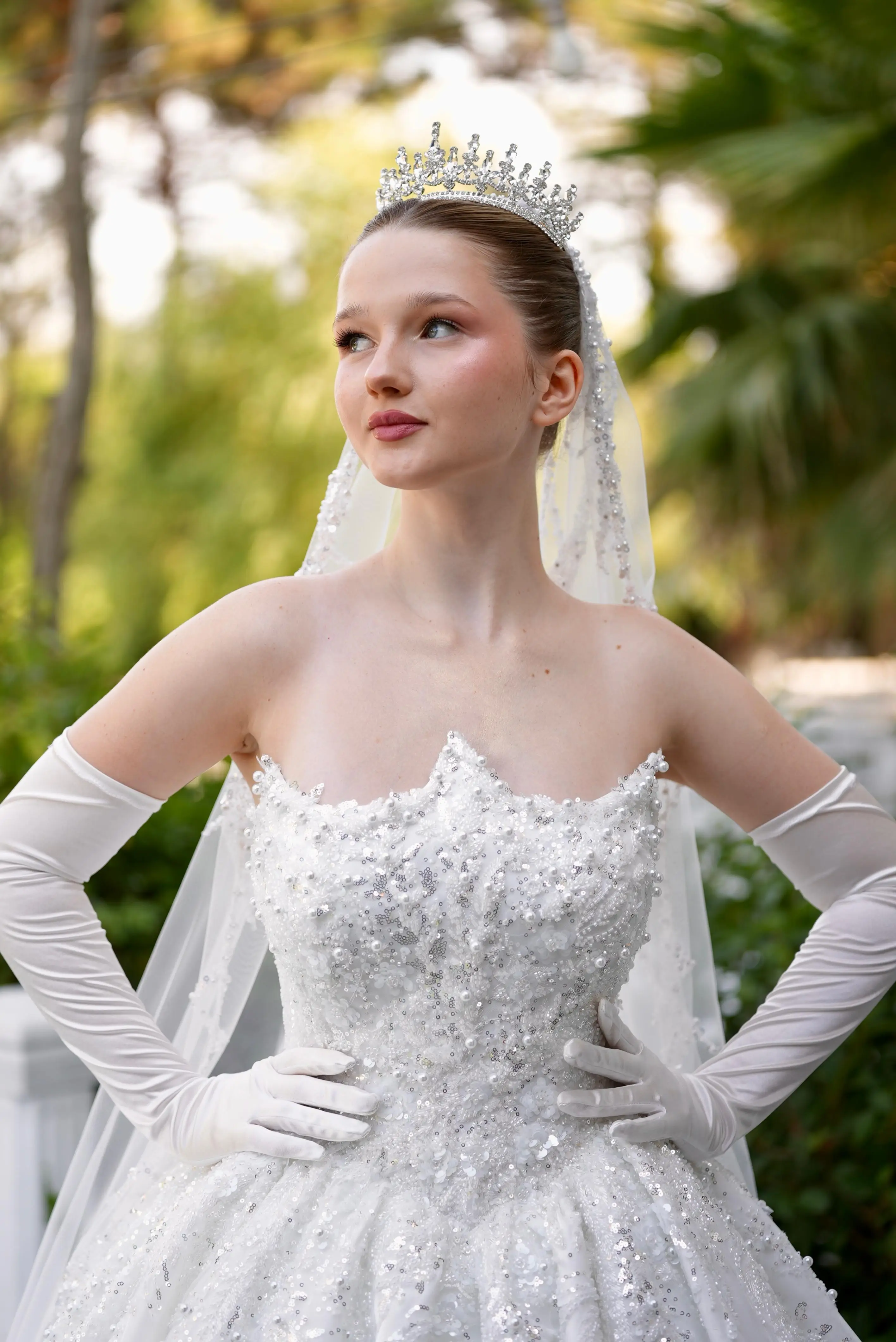 Alessia - Taç Yaka Ön Görünüm