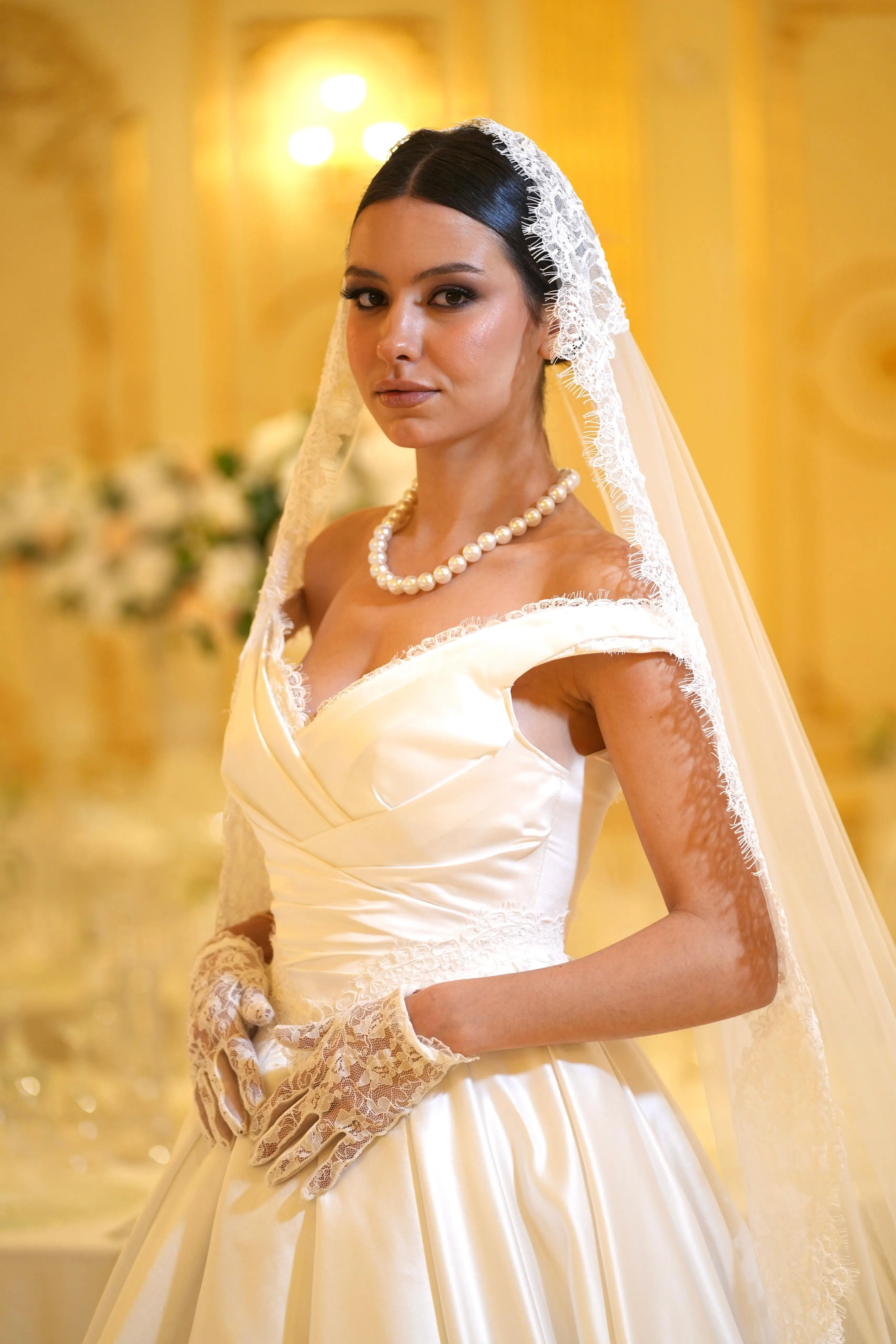 Eleni - Mikado Saten Ön Görünüm