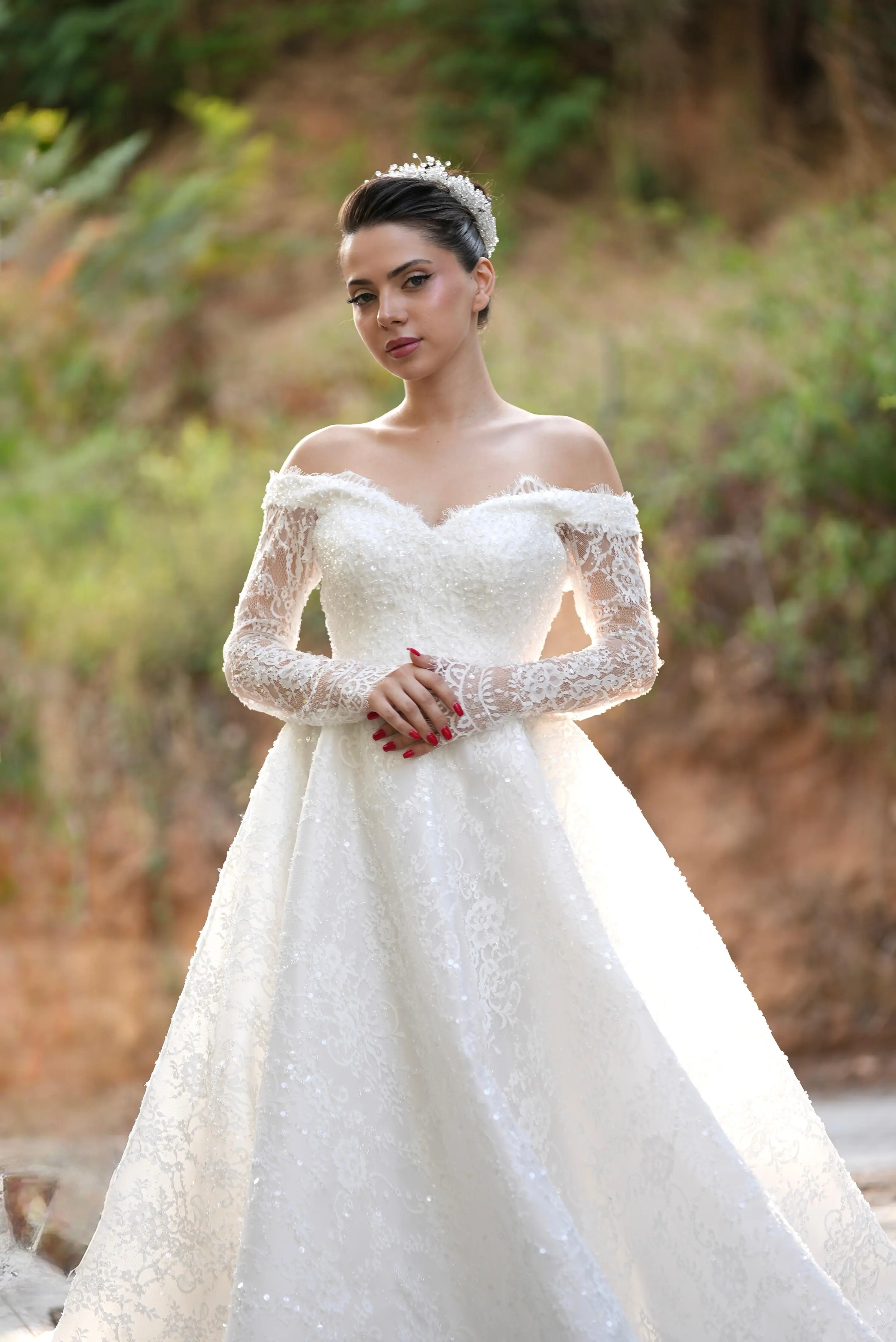 Lidya - Kayık Yaka Ön Görünüm